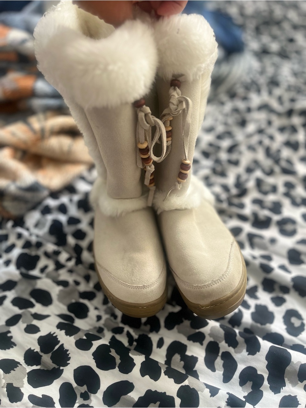 UGG  size W6 Women's Cream Suede Faux Fur Mid-Calf Boots - Picture 3 of 10